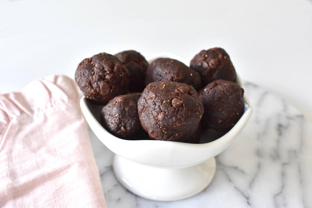 No-Bake Double Chocolate Peanut Butter&nbsp;Bites