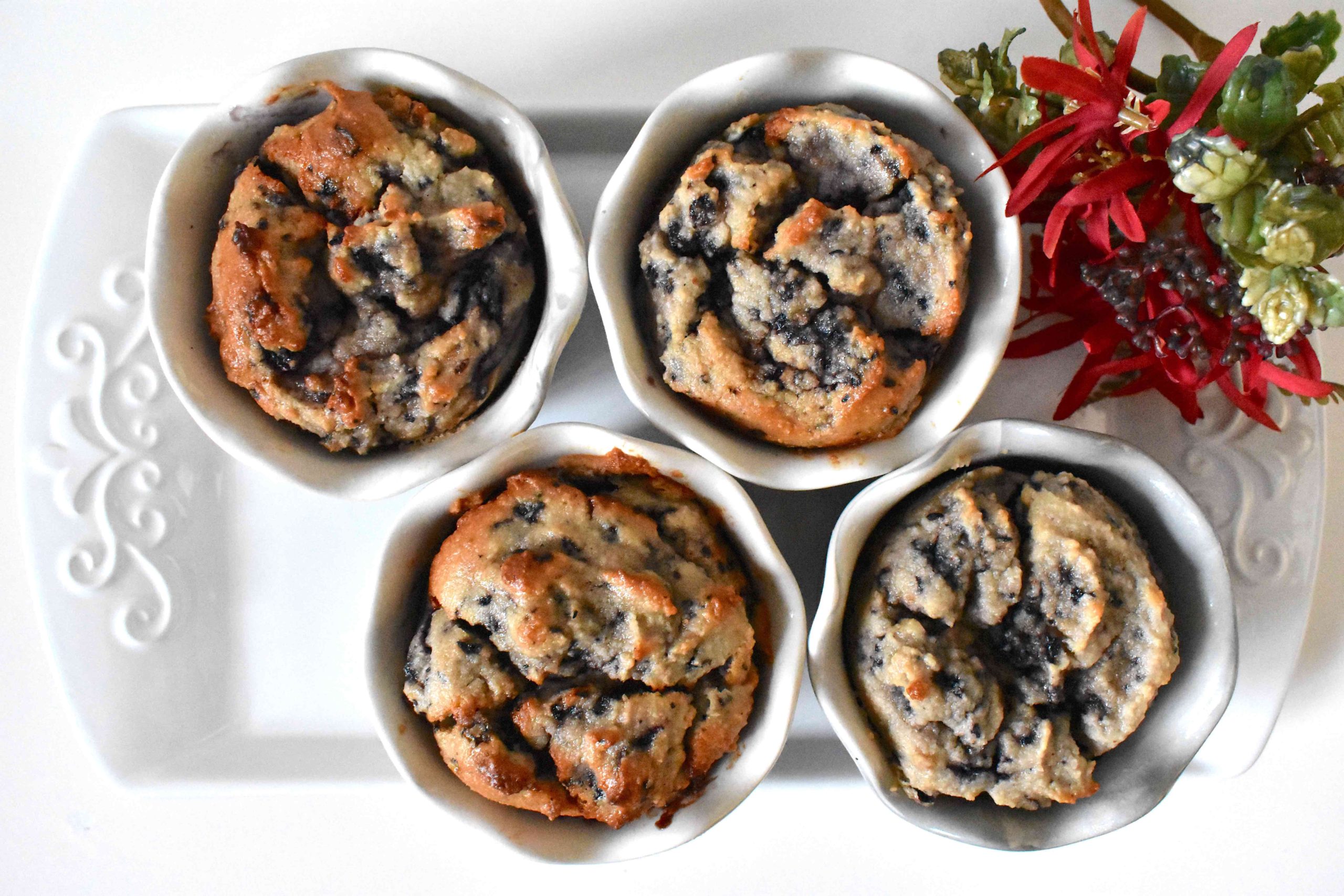 Blueberry Almond Ramekin Muffins – Desserts à la Mariane