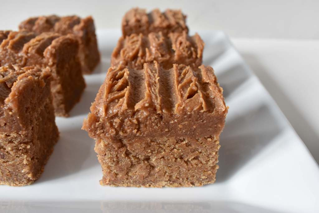 Maple Pecan Almond&nbsp;Squares